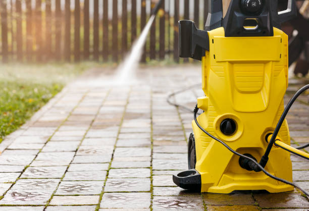 Best Playground Equipment Cleaning  in Grove City, FL